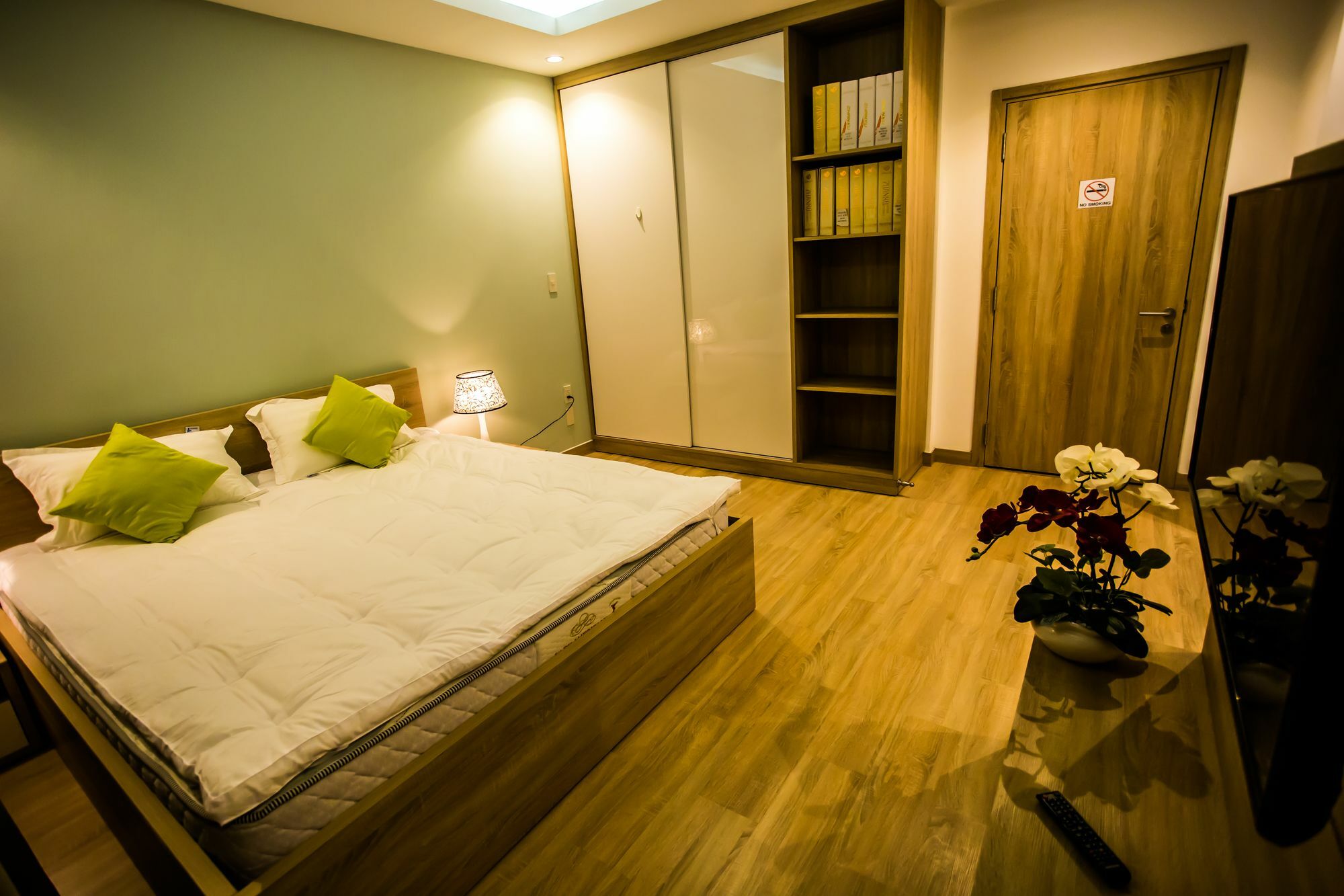 Golden Tree Apartments Cidade de Ho Chi Minh Exterior foto